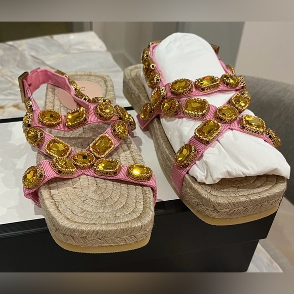 Gucci Pink Leather Jeweled Espadrilles - Picture 2 of 5